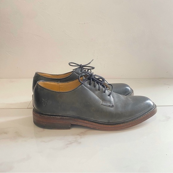 Frye Men’s James Leather Oxford - Picture 2 of 8